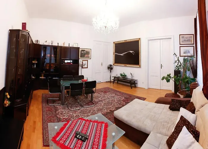 Opera Apartman