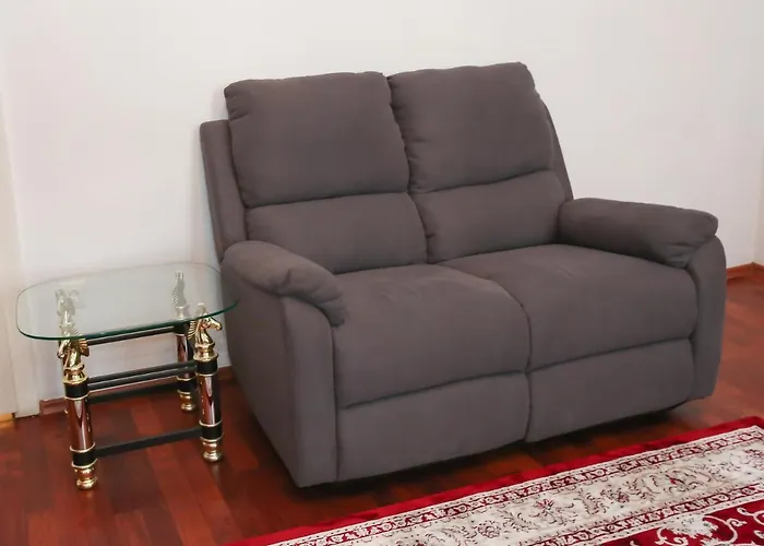Opera شقة